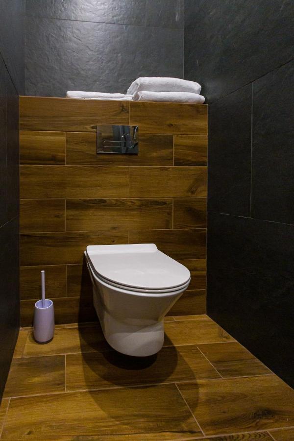 3 Vodna Apartment Lwów Zewnętrze zdjęcie